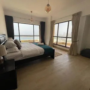 https://luxury-apartment-jumeirah-sea-view.dubaihotelsoffers.com